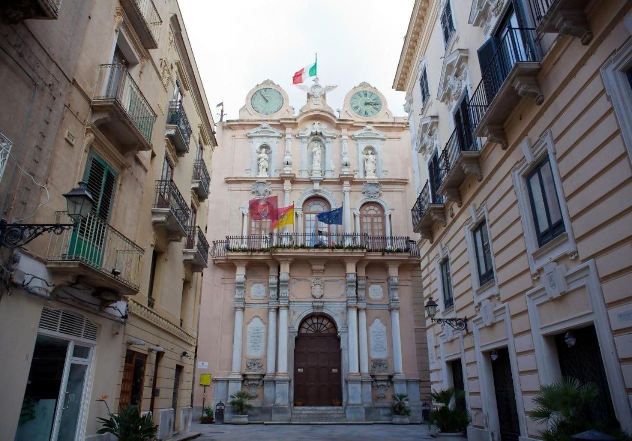 Casinadellepalme Appartamento In Centro Zona Porto Trapani Exterior foto
