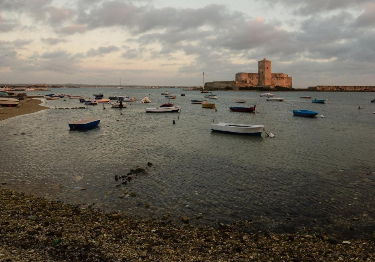 Casinadellepalme Appartamento In Centro Zona Porto Trapani Exterior foto